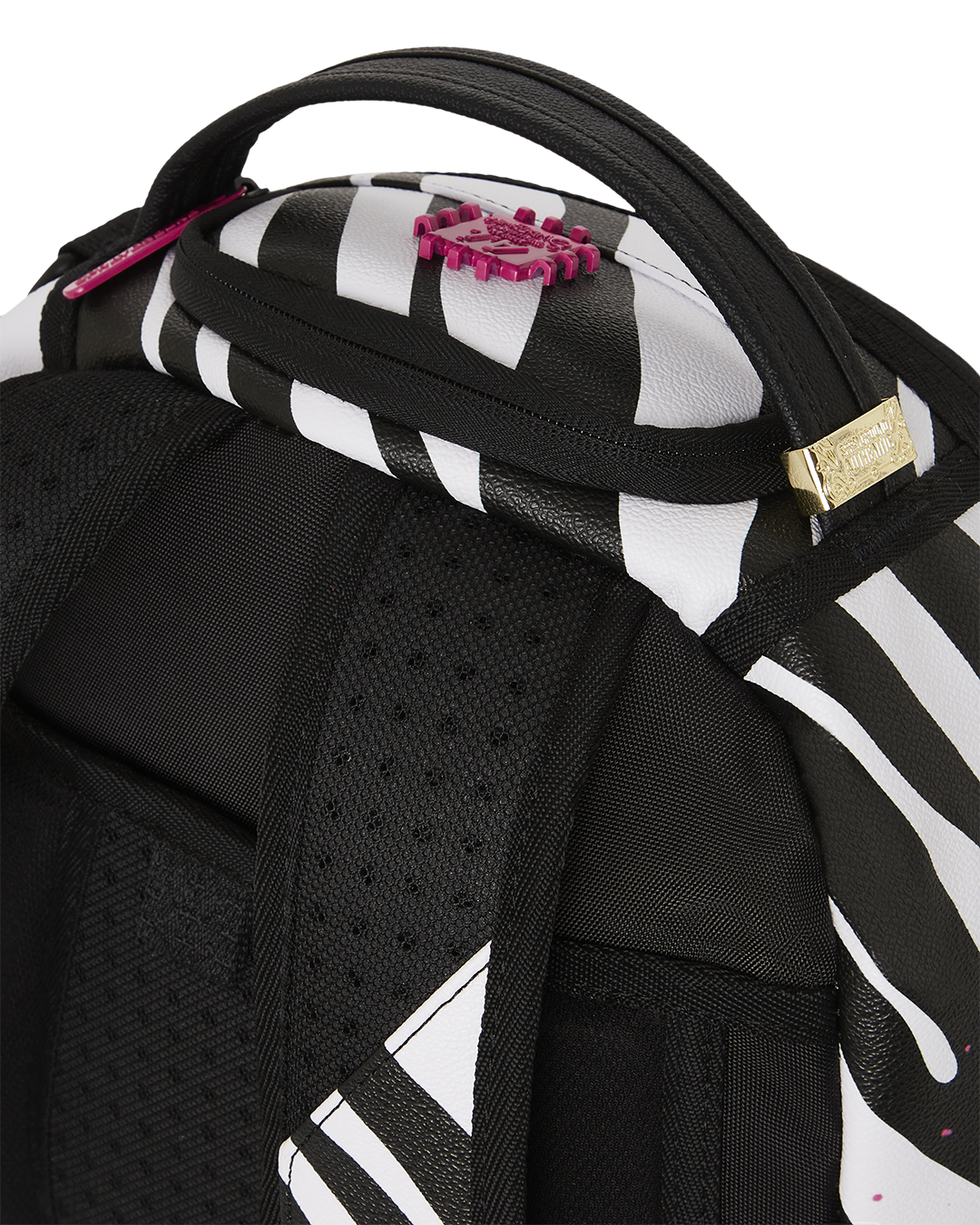 A.I.8 AFRICAN INTELLIGENCE MOTHERLAND LOVE BACKPACK (DLXV) - Image 12