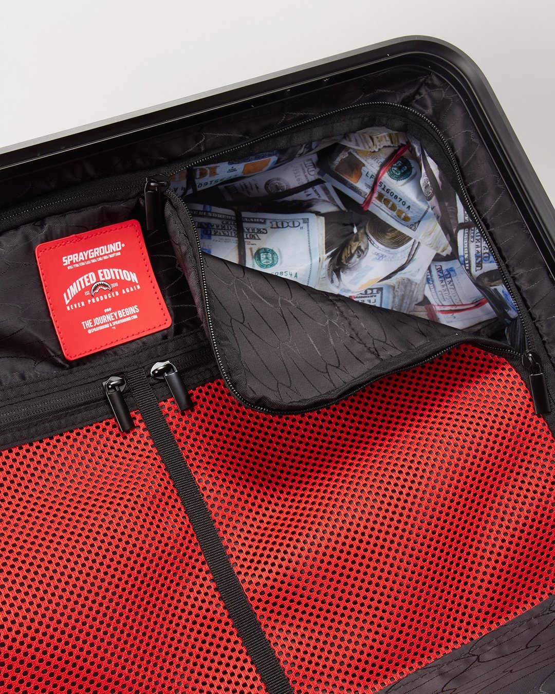 SHARKFLOWER 21.5” CARRY-ON SHARKNAUTICS LUGGAGE - Image 18