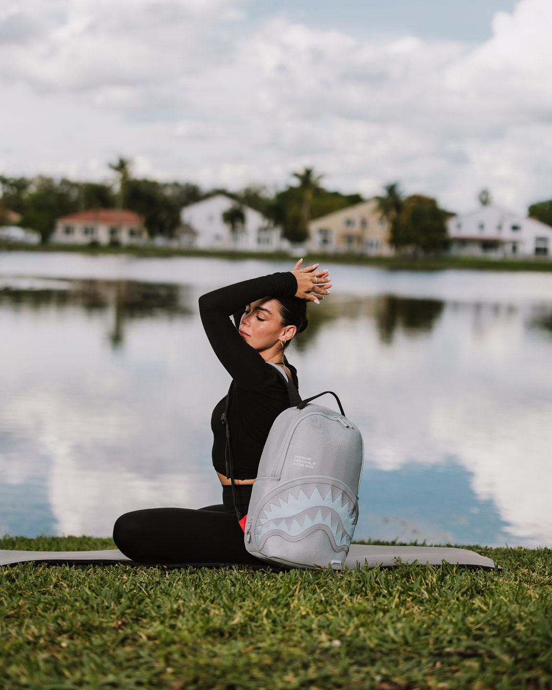 SHARK CENTRAL ICE MESH BACKPACK - Image 4