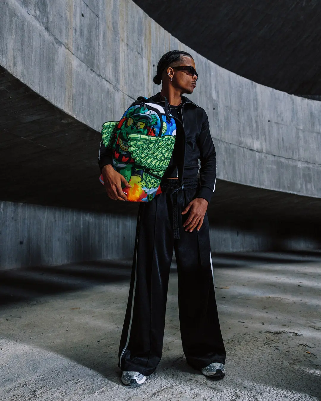 MONEY BEAR WE BOUT TO TAKE OFF BACKPACK - Image 2